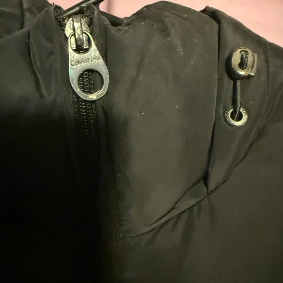 Calvin Klein Duck Down Waterfowl Feathers Hooded Puffer Coat (S) - Picture 4 of 11